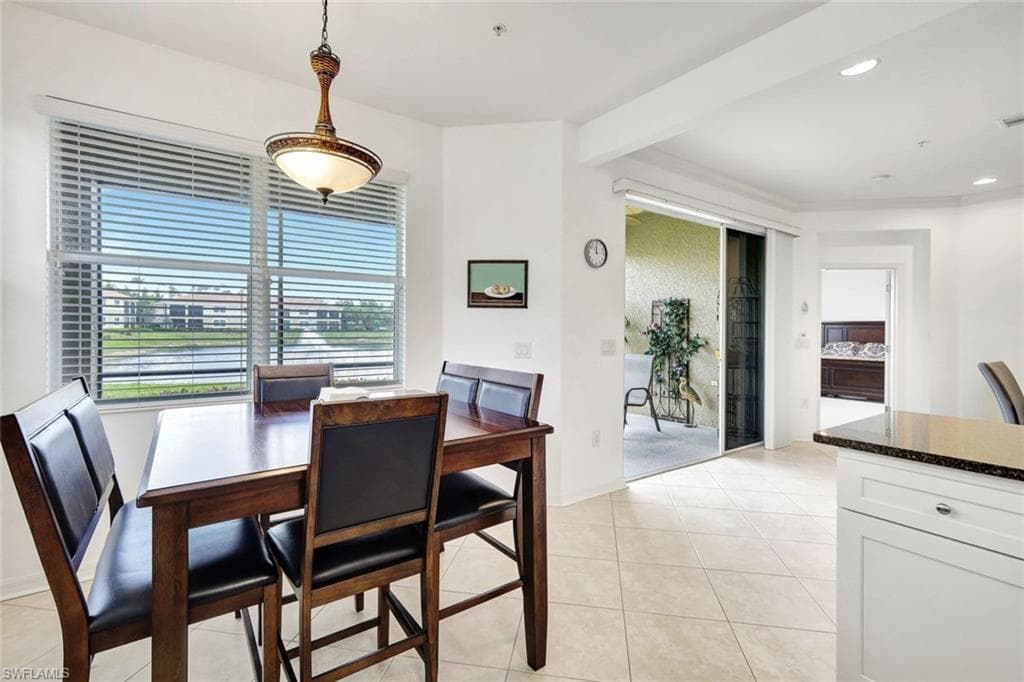 18911 Bay Woods Lake DR # 101, FORT MYERS FL 33908-14