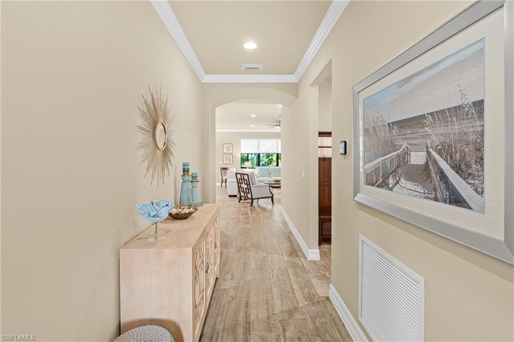 14671 Laguna DR, FORT MYERS FL 33908-32