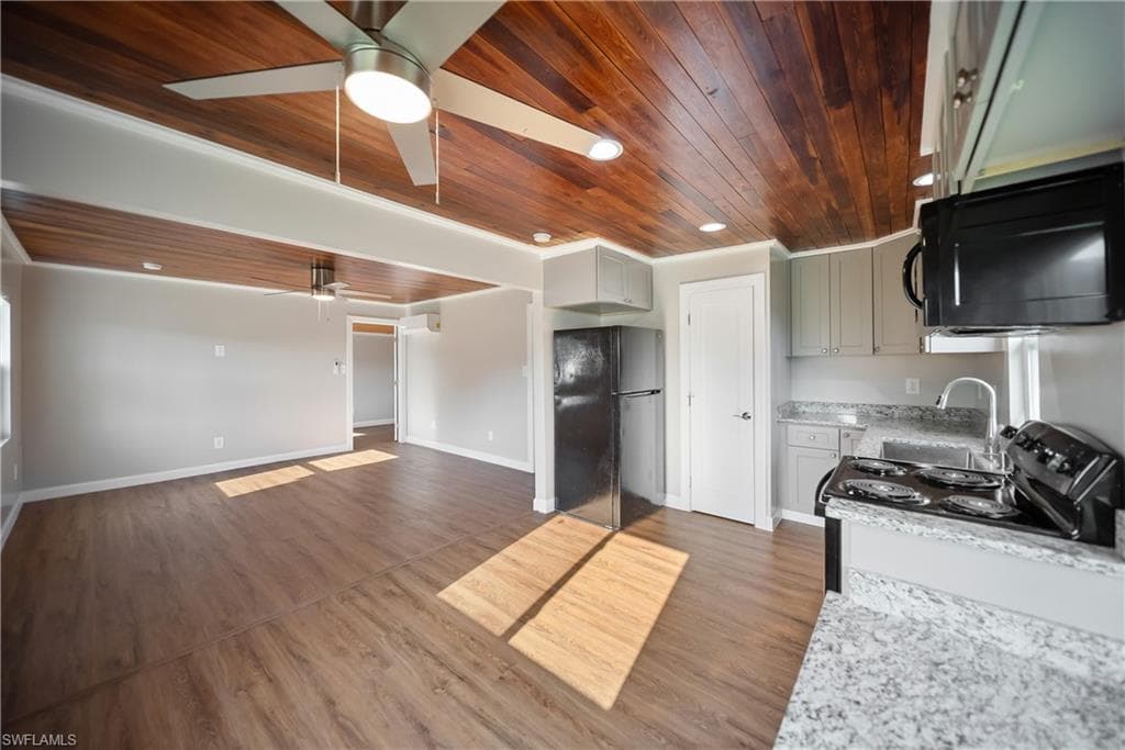 1157 4th WAY, NORTH FORT MYERS FL 33903-6