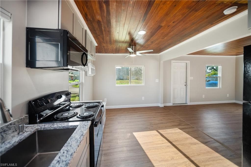 1157 4th WAY, NORTH FORT MYERS FL 33903-8