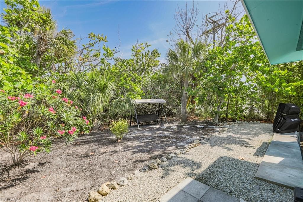 1012/1014 E Gulf DR, SANIBEL FL 33957-22