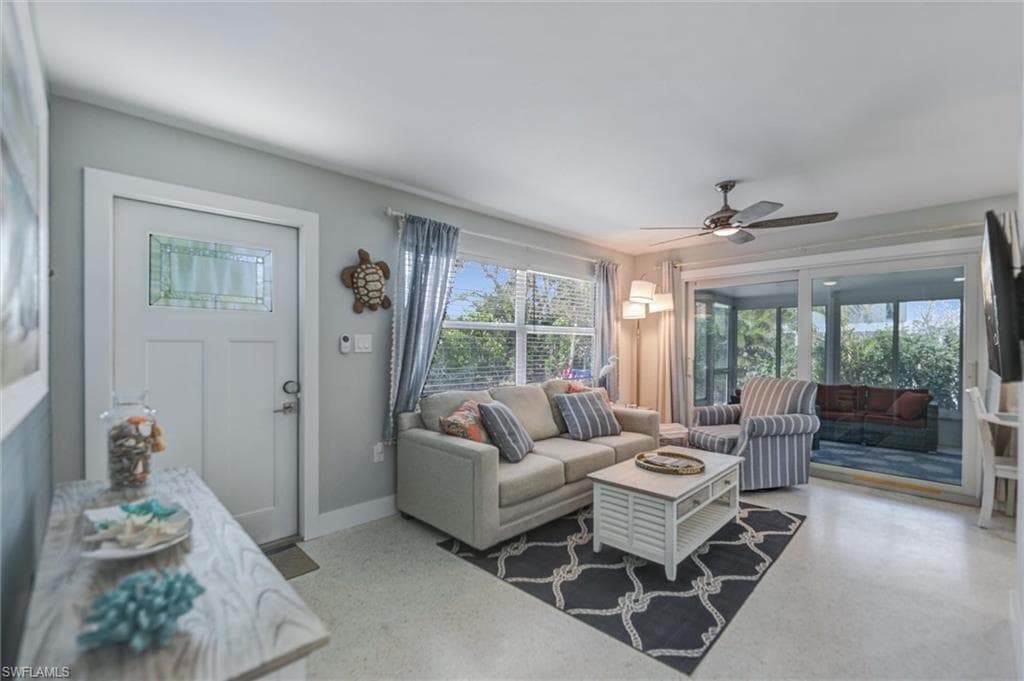 1012/1014 E Gulf DR, SANIBEL FL 33957-6