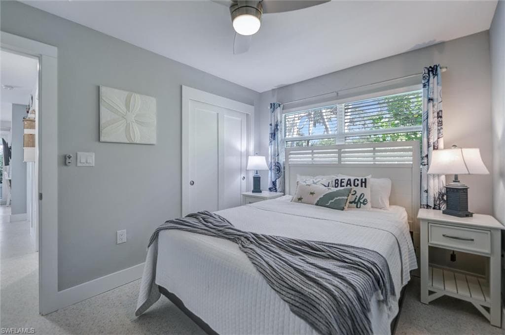 1012/1014 E Gulf DR, SANIBEL FL 33957-13