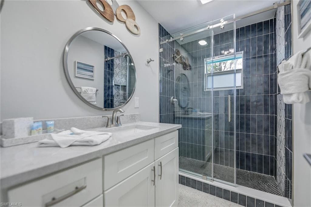 1012/1014 E Gulf DR, SANIBEL FL 33957-17