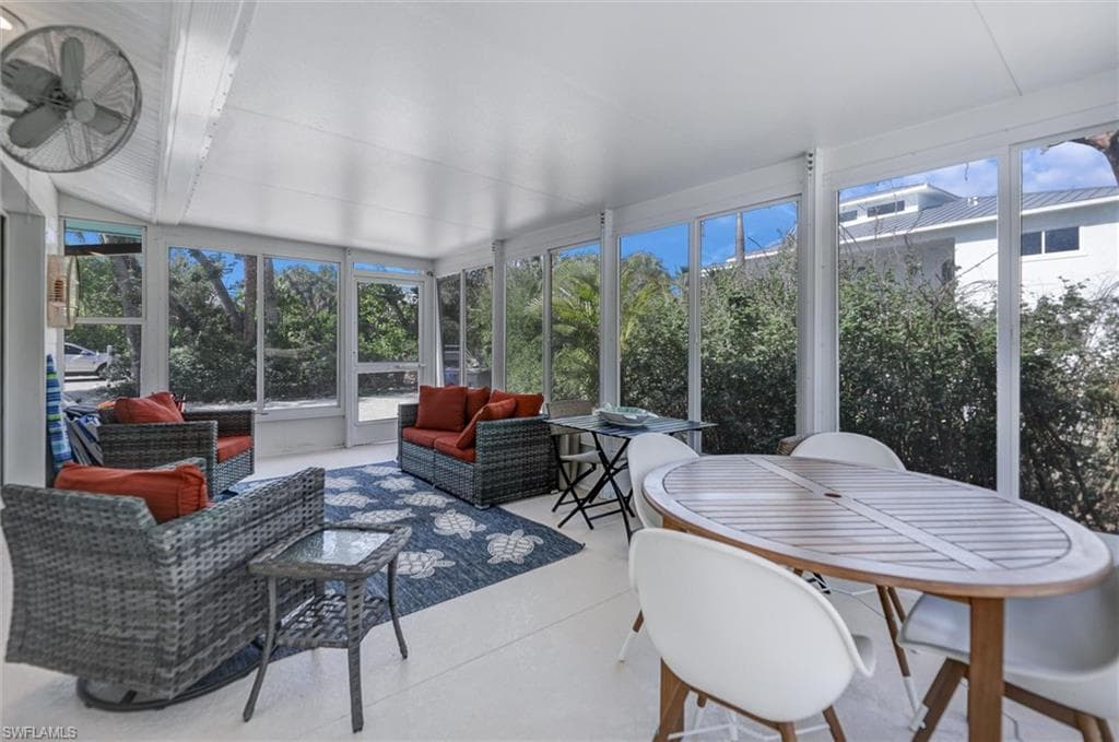 1012/1014 E Gulf DR, SANIBEL FL 33957-10