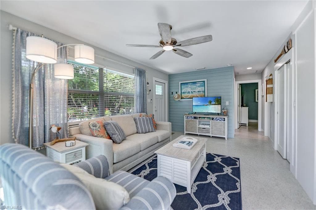 1012/1014 E Gulf DR, SANIBEL FL 33957-3