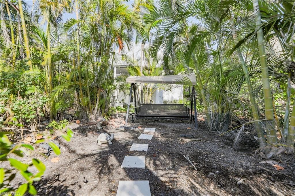 1012/1014 E Gulf DR, SANIBEL FL 33957-24
