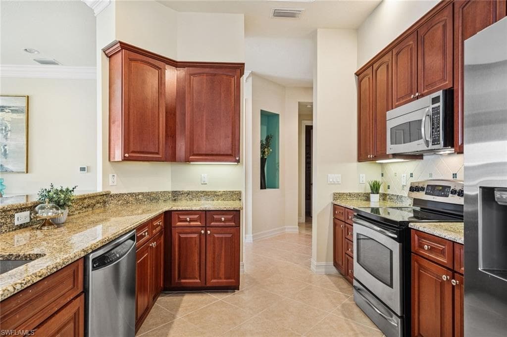 7168 Lemuria CIR # 1701, NAPLES FL 34109-7