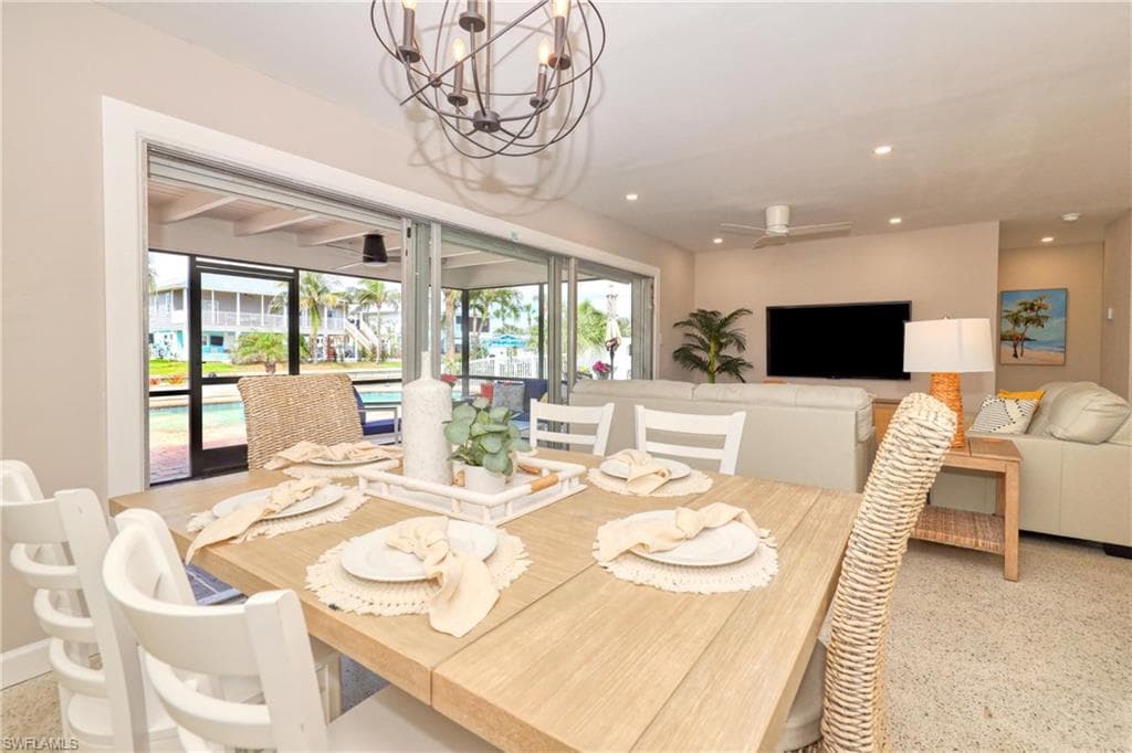 309 Madison CT, FORT MYERS BEACH FL 33931-5