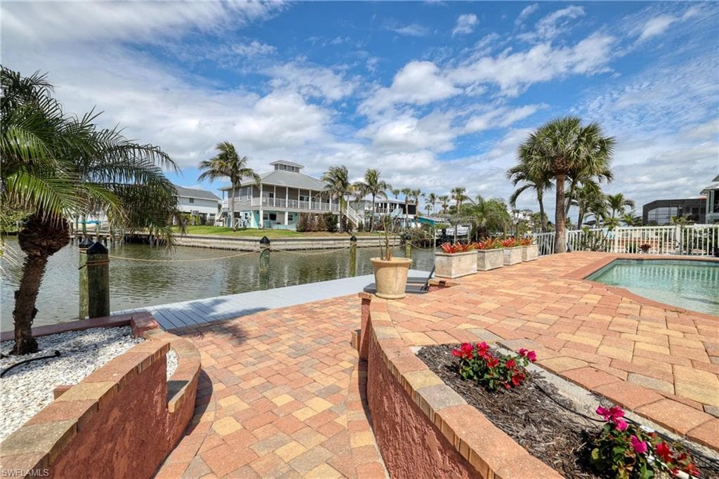 309 Madison CT, FORT MYERS BEACH FL 33931-11