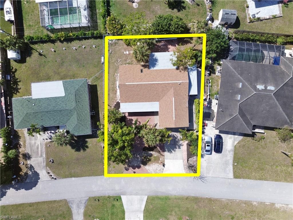 8925 Dorchester ST, FORT MYERS FL 33907-33