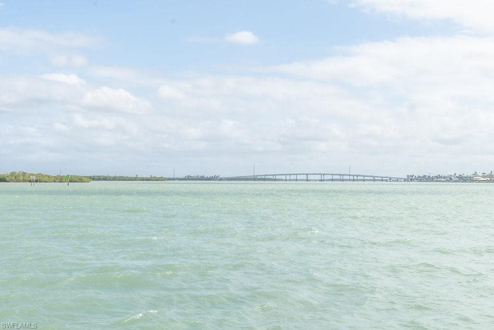 10 Tampa PL # 203, MARCO ISLAND FL 34145-30