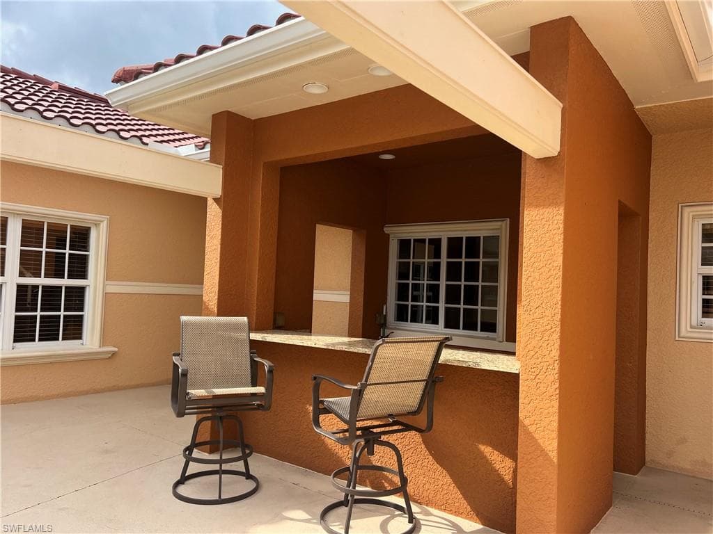 10300 Via Colomba CIR, FORT MYERS FL 33966-42