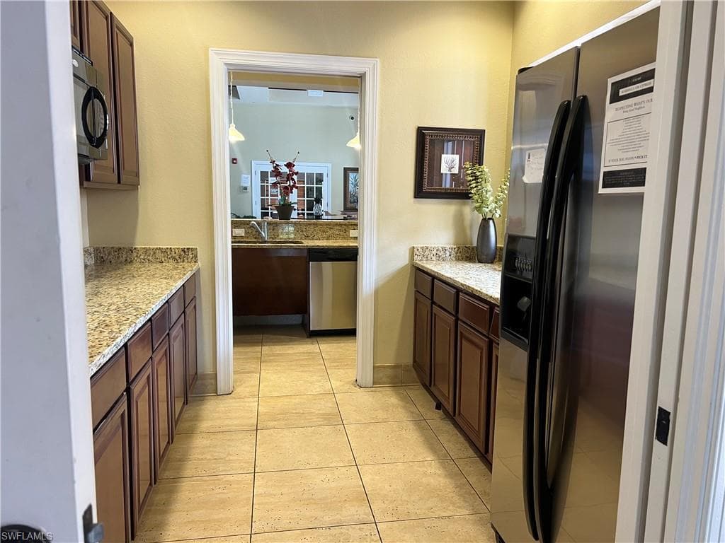 10300 Via Colomba CIR, FORT MYERS FL 33966-36