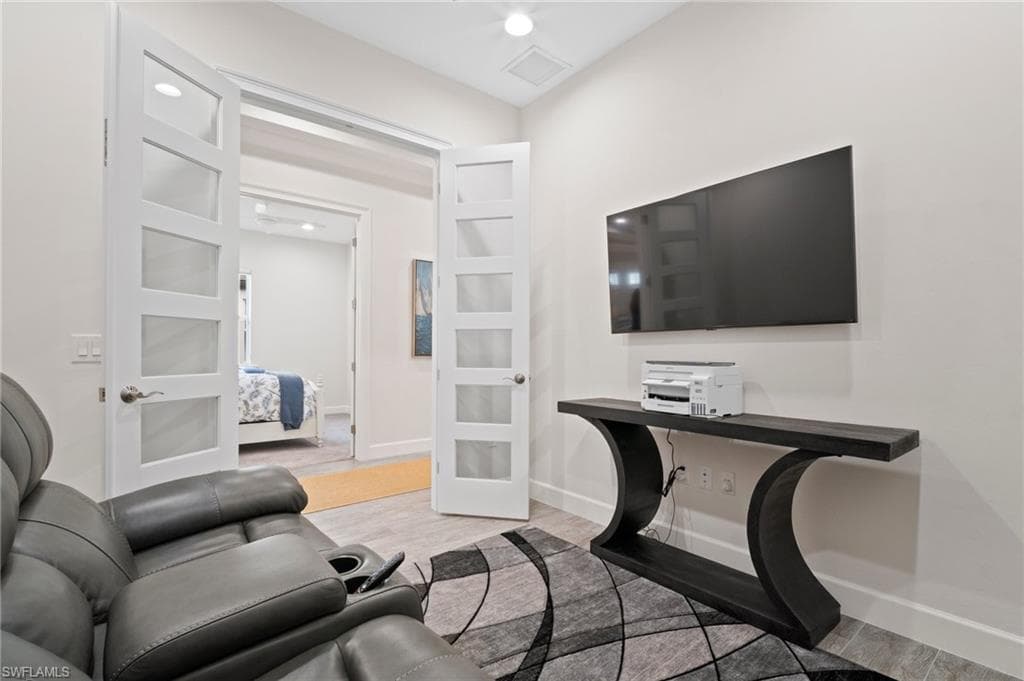 6879 Saona CT, NAPLES FL 34113-26