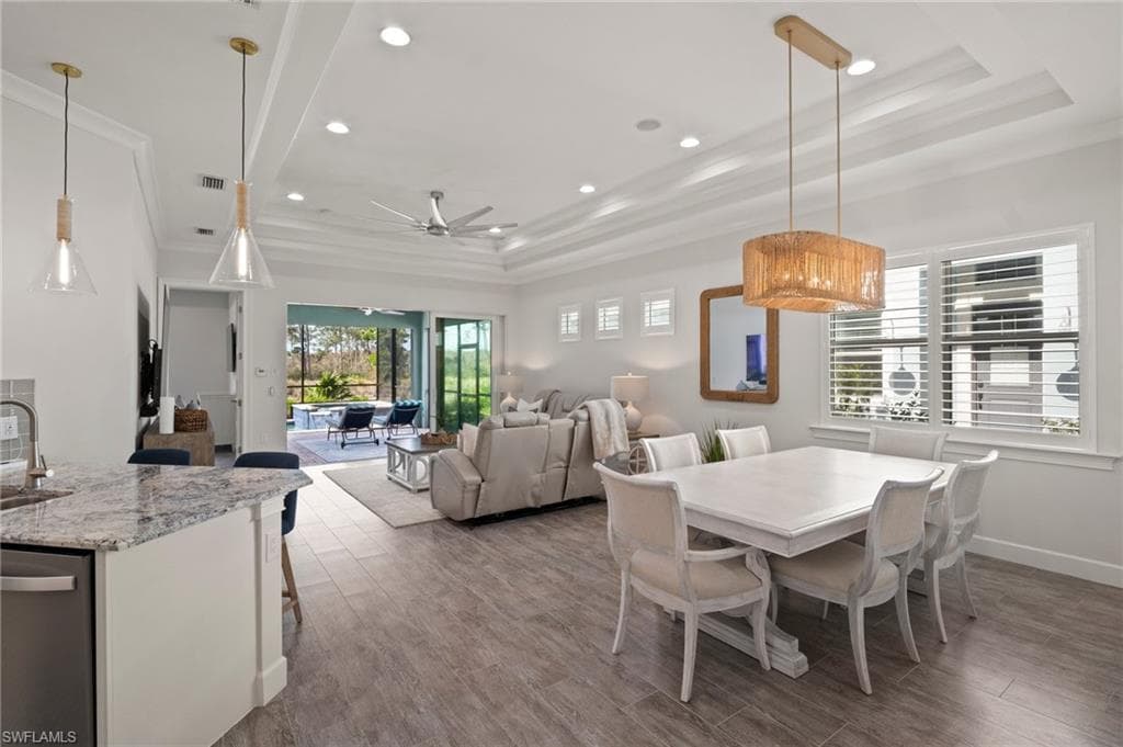 6879 Saona CT, NAPLES FL 34113-5