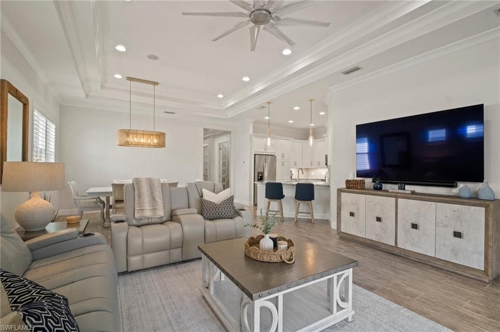 6879 Saona CT, NAPLES FL 34113-12