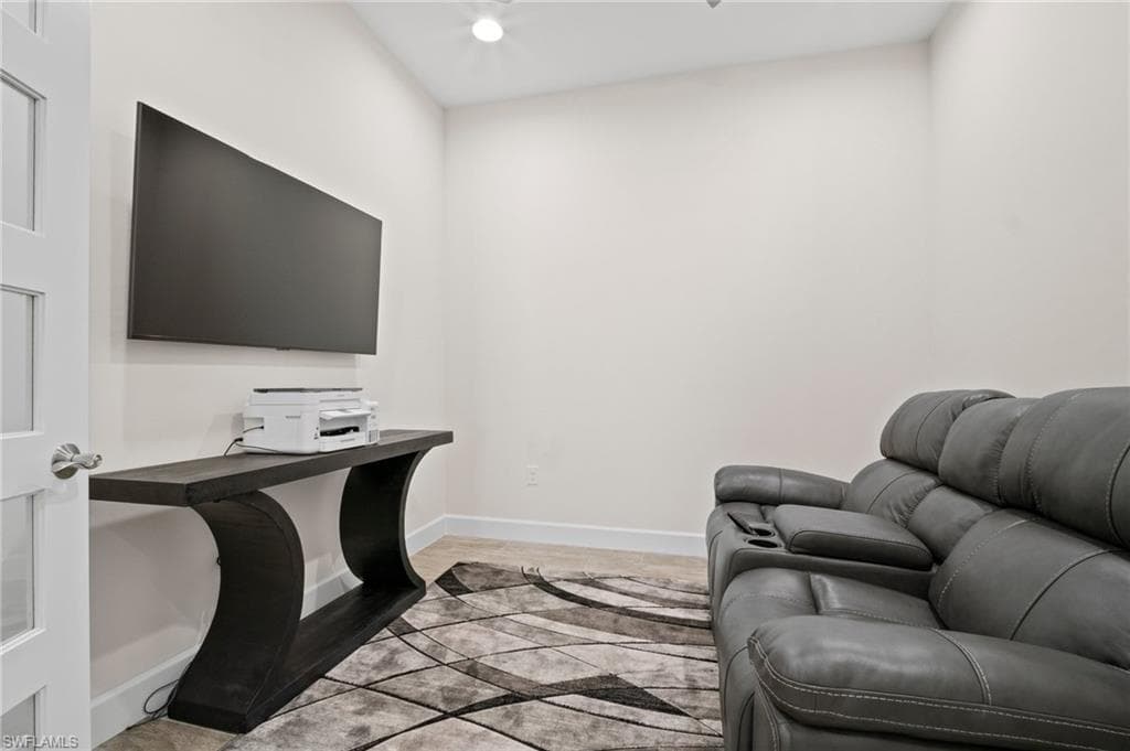 6879 Saona CT, NAPLES FL 34113-25