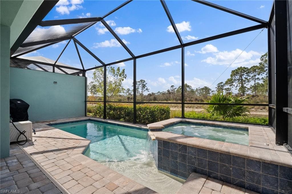 6879 Saona CT, NAPLES FL 34113-17