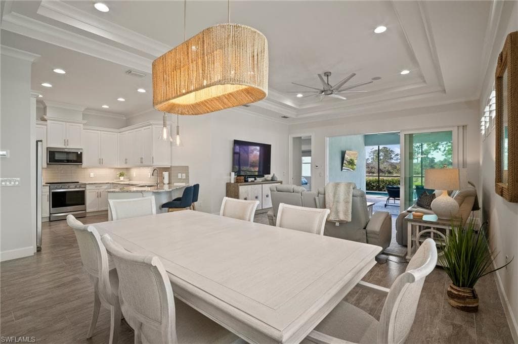 6879 Saona CT, NAPLES FL 34113-7