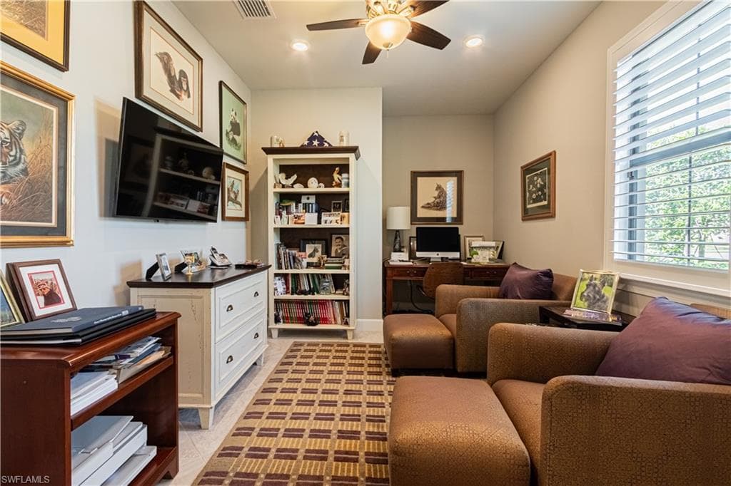 7658 Jacaranda LN, NAPLES FL 34114-7