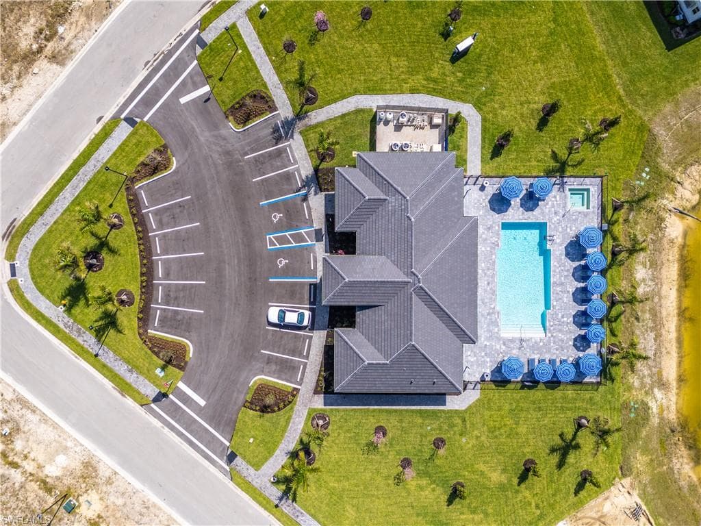 10925 Preachers Cove LN, FORT MYERS FL 33913-4