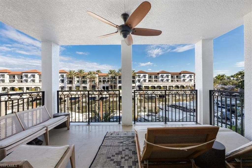 1530 5th AVE S # 208C, NAPLES FL 34102-1