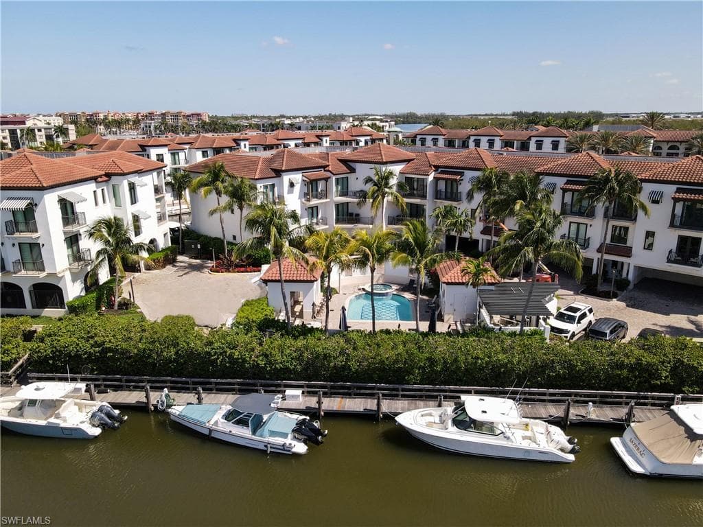 1530 5th AVE S # 208C, NAPLES FL 34102-46