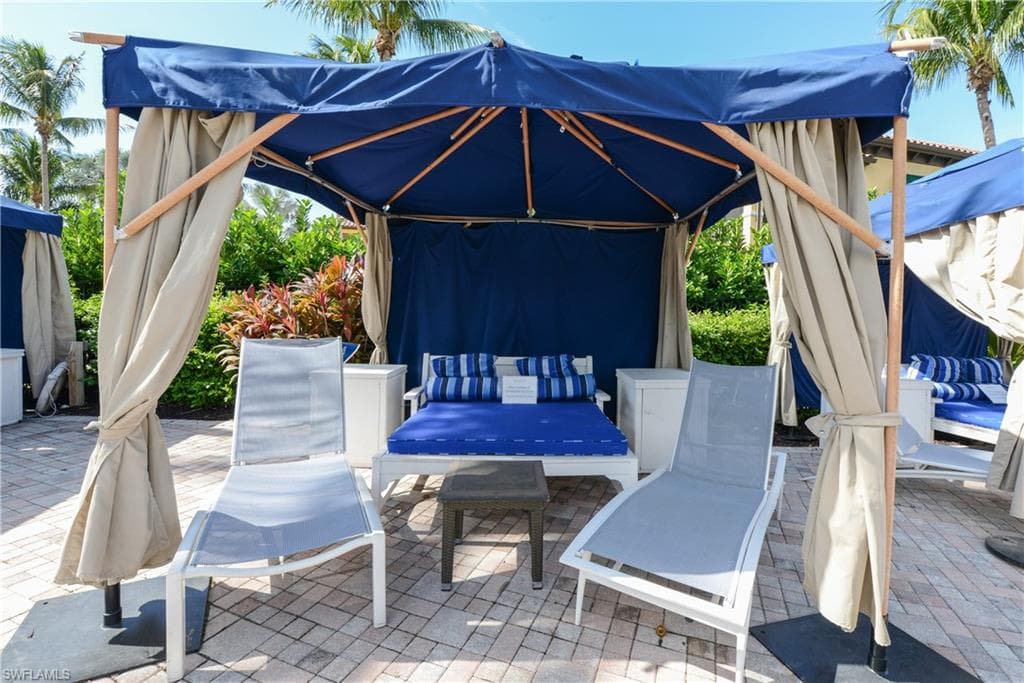 1530 5th AVE S # 208C, NAPLES FL 34102-38