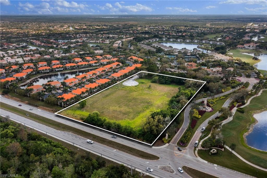 000 Parklands LEE C/E, BONITA SPRINGS FL 34135-1