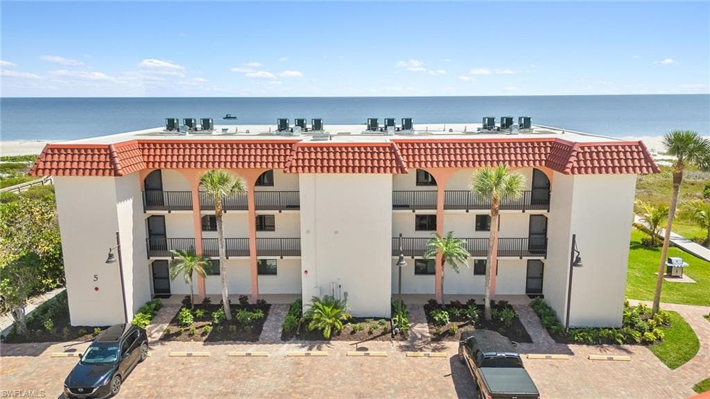 671 E Gulf DR, SANIBEL FL 33957-2