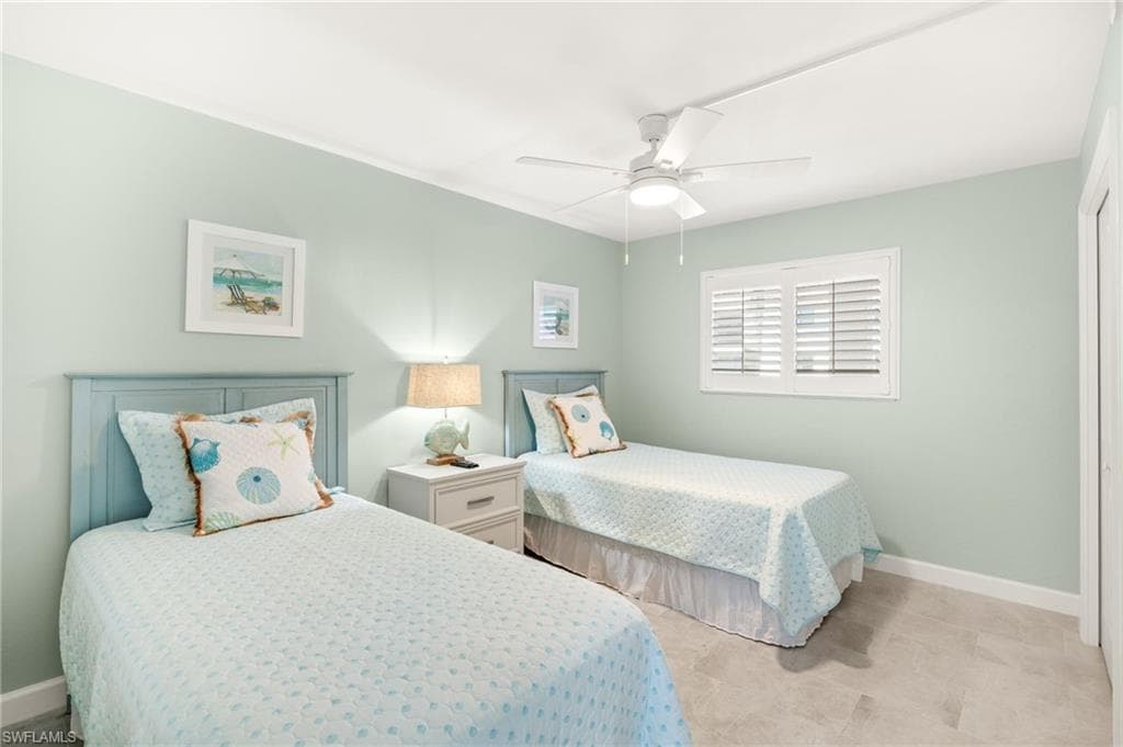 671 E Gulf DR, SANIBEL FL 33957-19