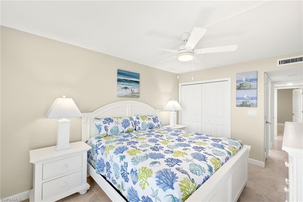 671 E Gulf DR, SANIBEL FL 33957-17