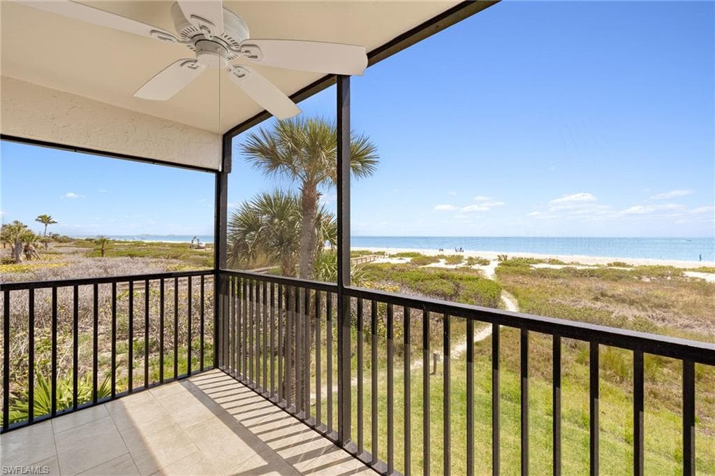 671 E Gulf DR, SANIBEL FL 33957-3