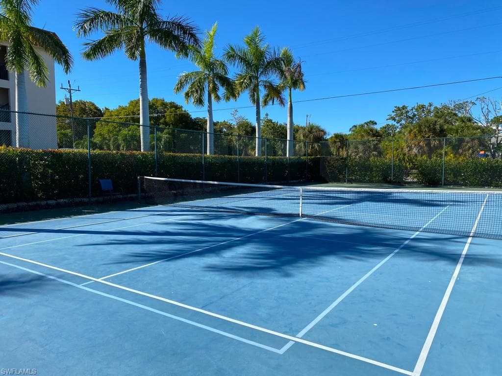 671 E Gulf DR, SANIBEL FL 33957-24