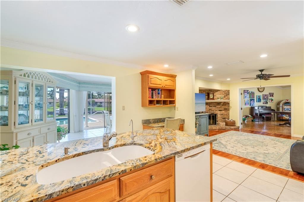 1358 Wainwright WAY, FORT MYERS FL 33919-12