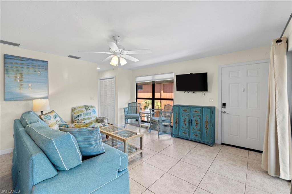 1811 Olde Middle Gulf DR # 1, SANIBEL FL 33957-1
