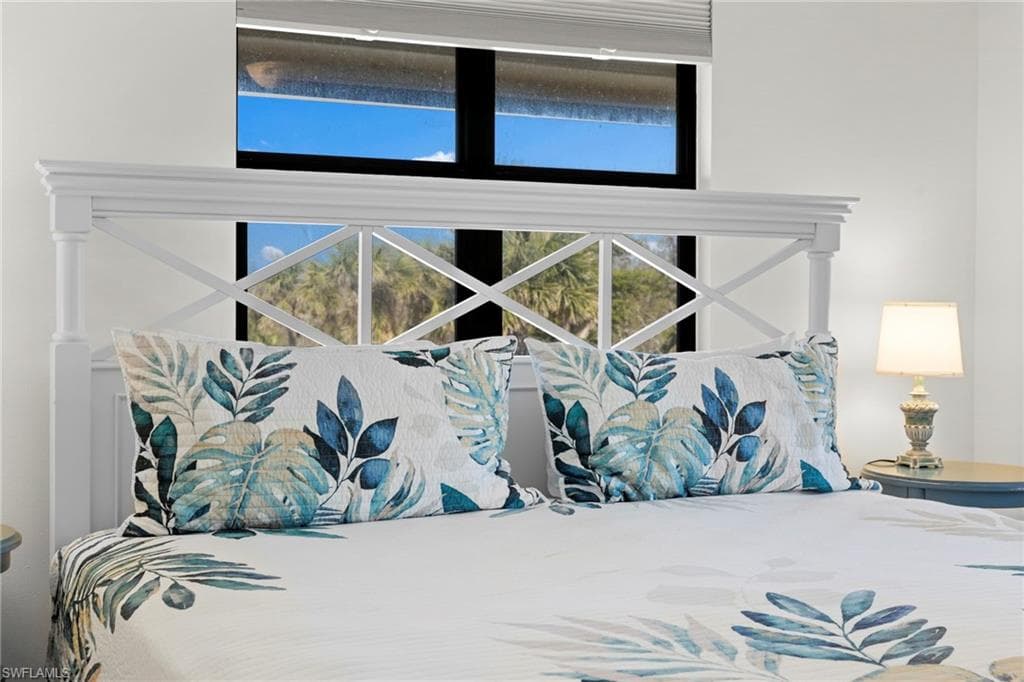 1811 Olde Middle Gulf DR # 1, SANIBEL FL 33957-16