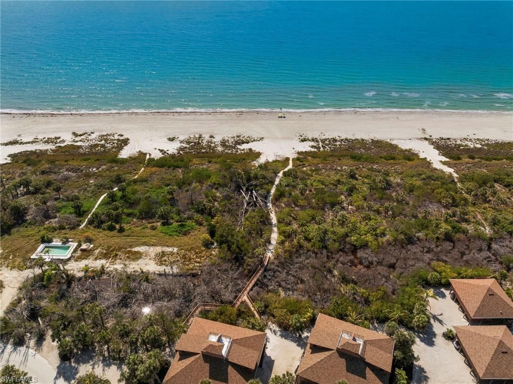 1811 Olde Middle Gulf DR # 1, SANIBEL FL 33957-33