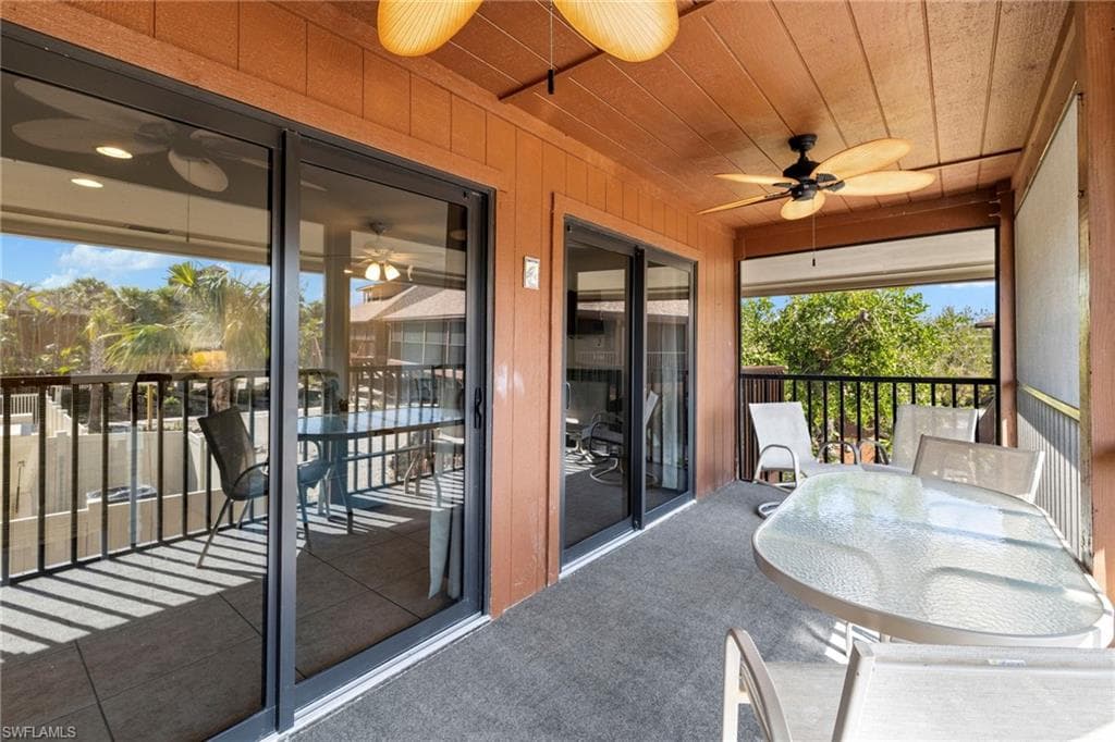1811 Olde Middle Gulf DR # 1, SANIBEL FL 33957-13