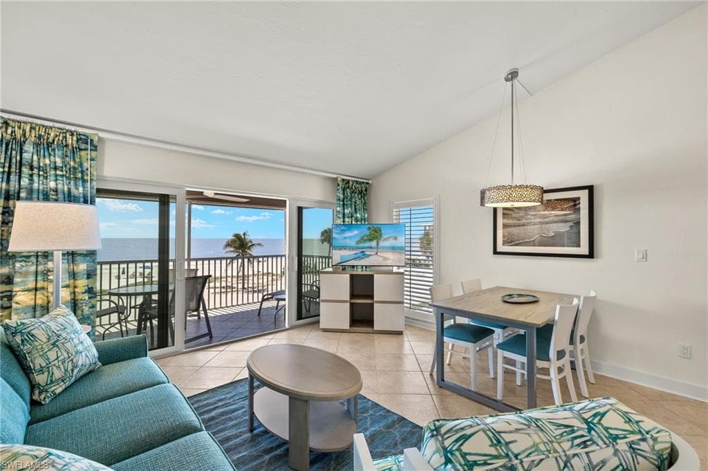 2255 W Gulf DR # 112, SANIBEL FL 33957-10