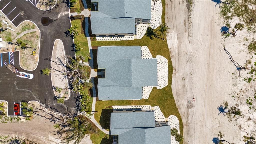 2255 W Gulf DR # 112, SANIBEL FL 33957-20