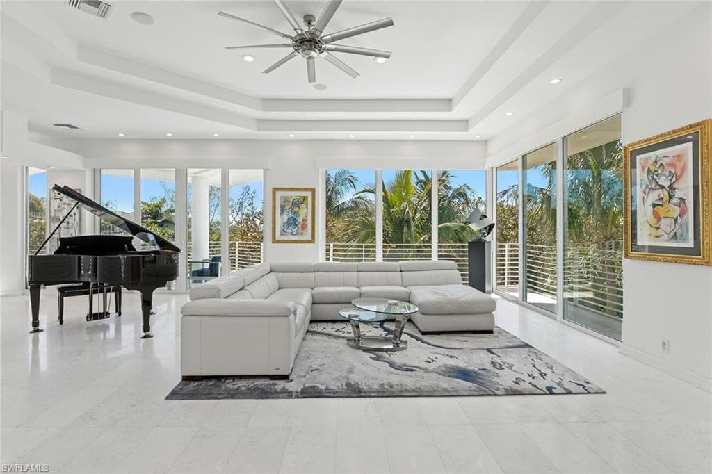 795 Waterside DR, MARCO ISLAND FL 34145-16