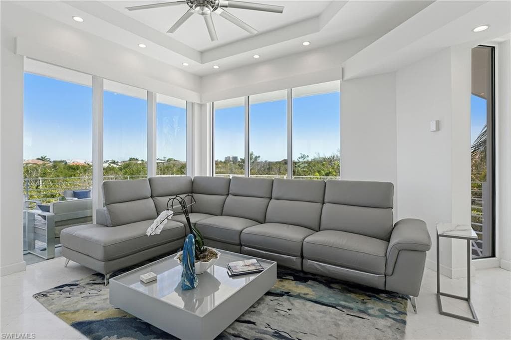 795 Waterside DR, MARCO ISLAND FL 34145-25