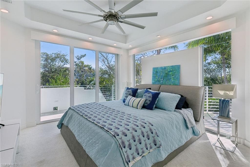 795 Waterside DR, MARCO ISLAND FL 34145-48