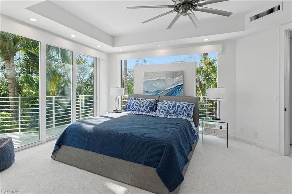 795 Waterside DR, MARCO ISLAND FL 34145-43