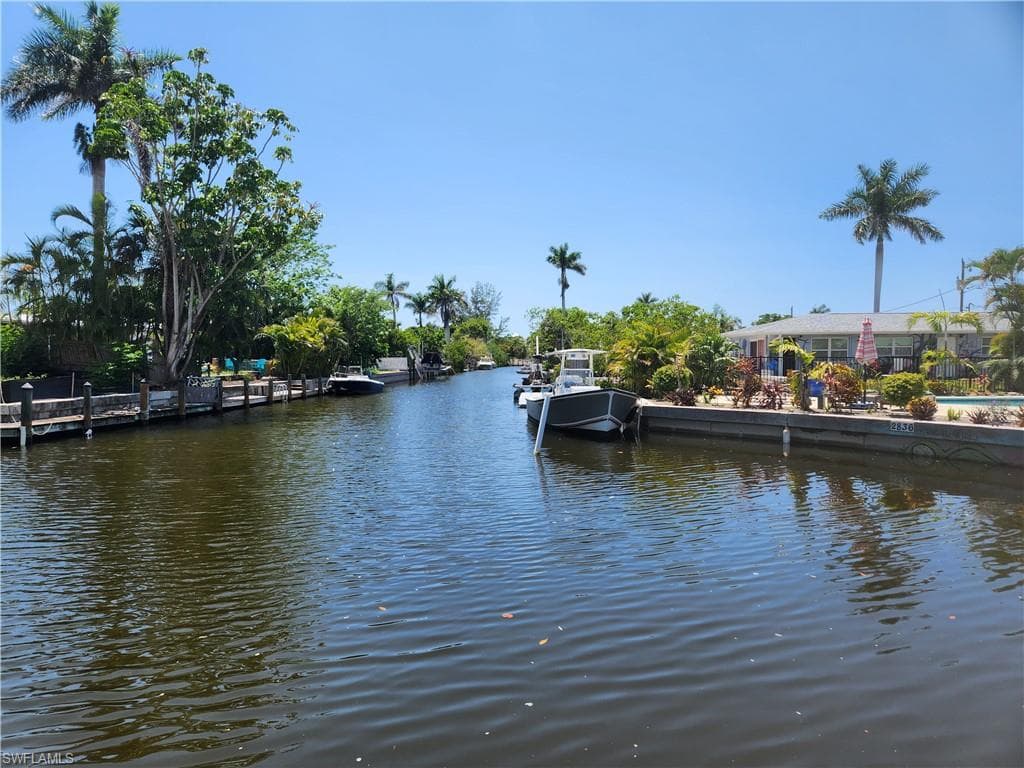 2840 Shoreview DR # 6, NAPLES FL 34112-9