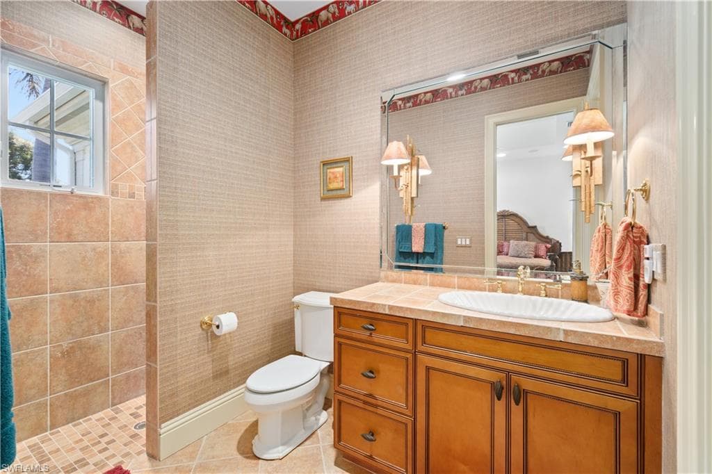 15283 Burnaby DR, NAPLES FL 34110-28