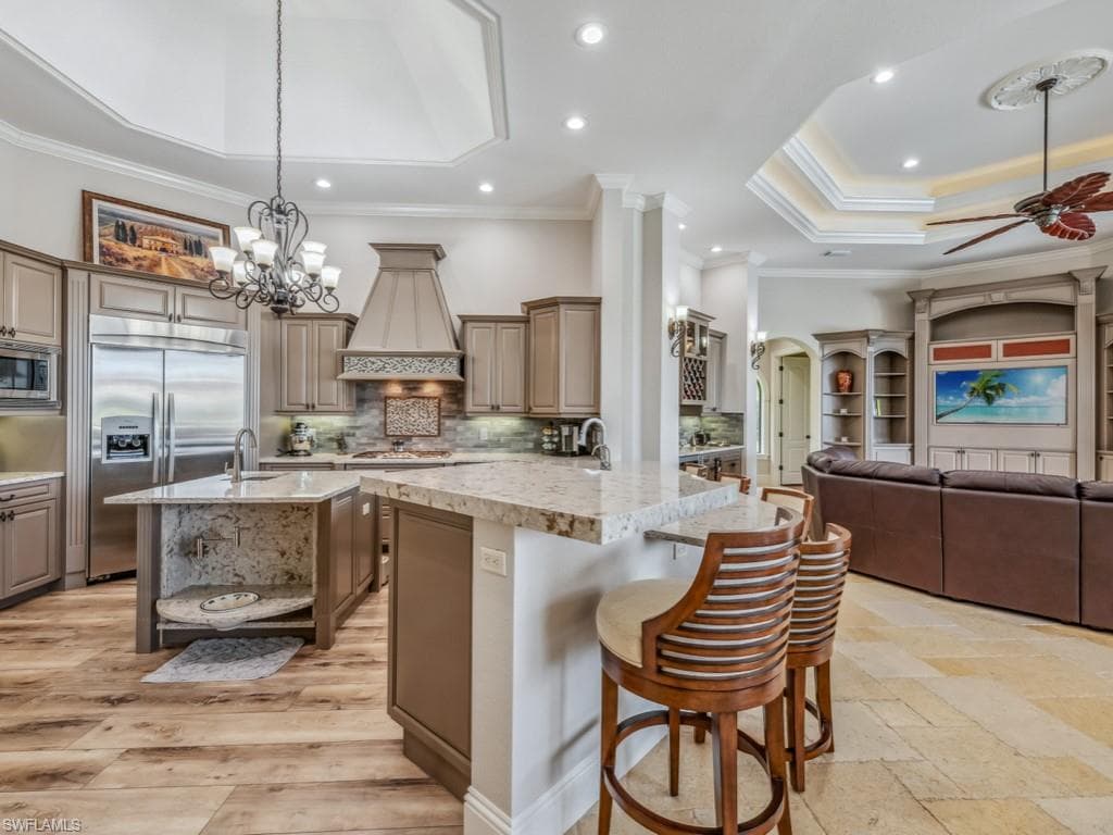 16509 Cellini LN-8