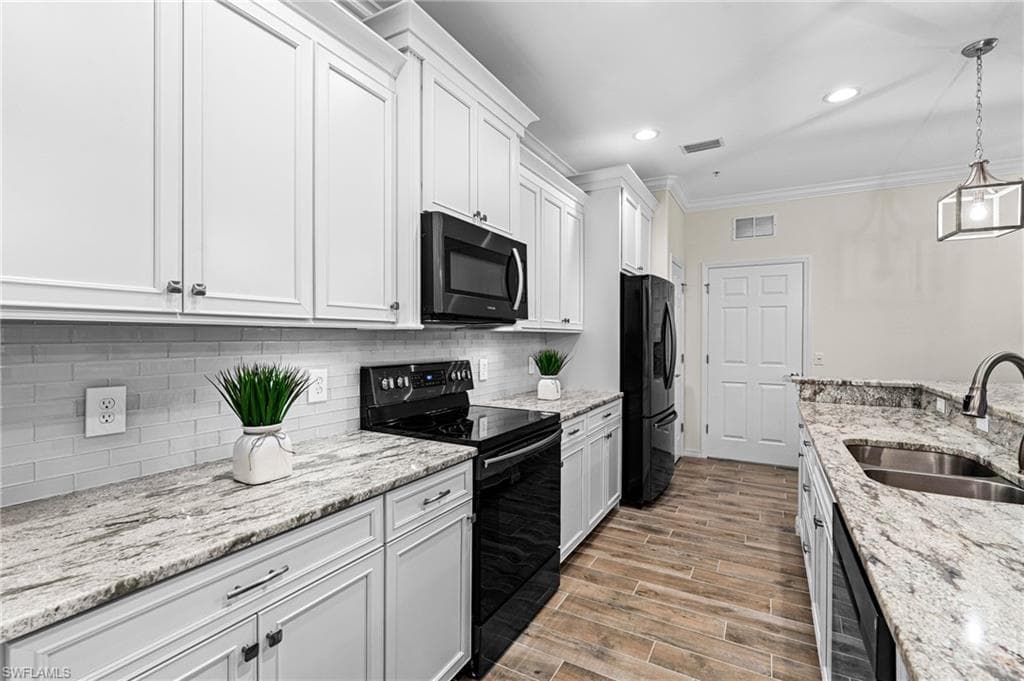 11700 Pasetto LN # 207, FORT MYERS FL 33908-1